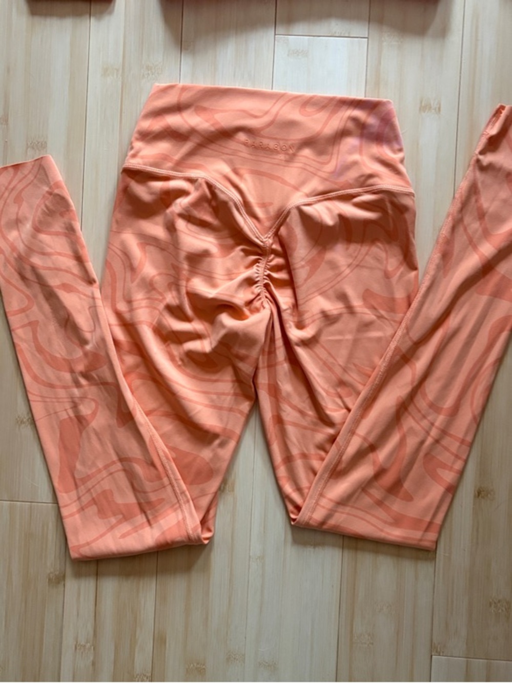 PARAGON Coral Orange Marble Wrap Sports Bra and Sculptseam Plus legging set - Picture 9 of 11